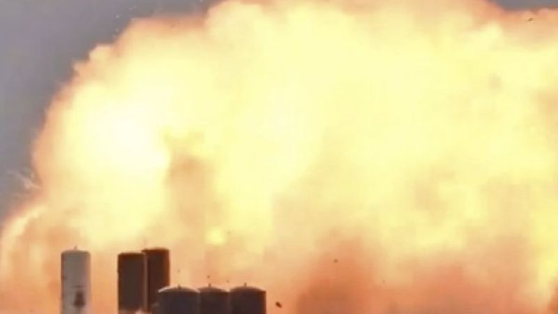 SpaceX’in Starship prototipi test sırasında patladı