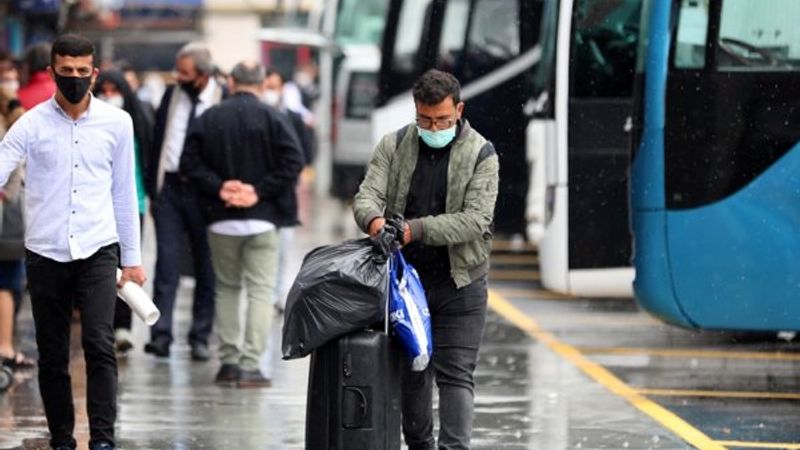 15 Temmuz Şehitler Otogarı'nda yoğunluk başladı