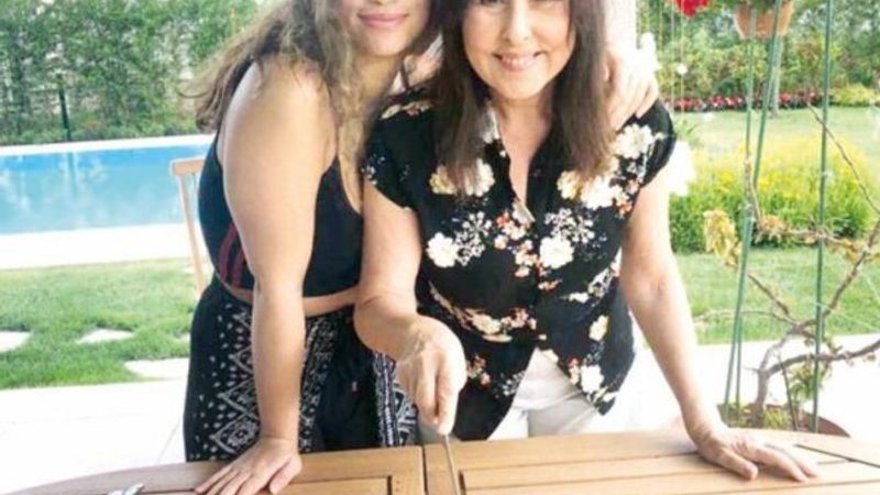 Nilüfer, Ayşe Nazlı genç kız oldu