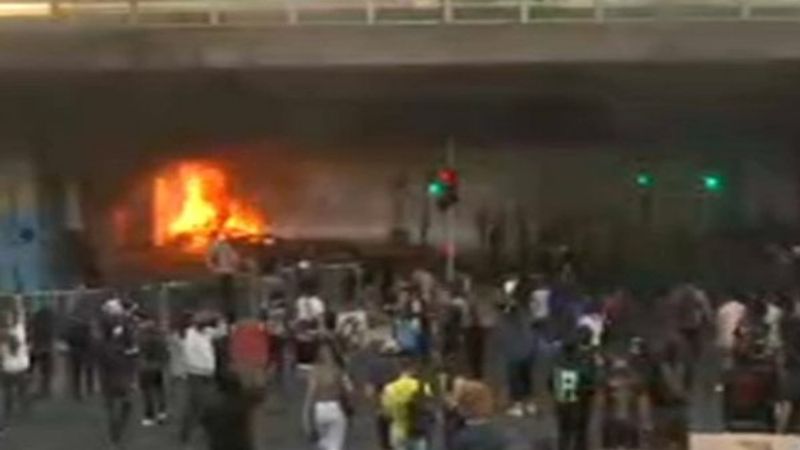 Fransa'da ırkçılık karşıtı gösterilerde şiddet olayları