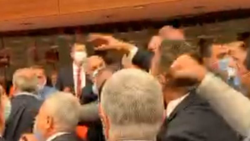 Meclis'te CHP ve HDP'den ortak protesto