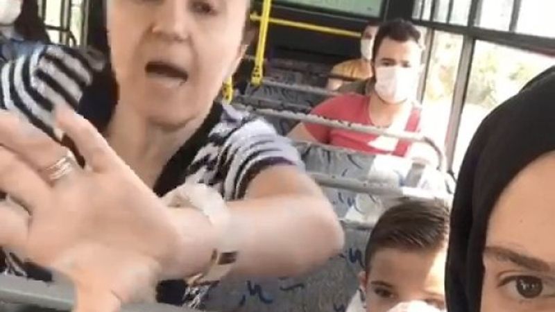 Maskesiz otobüse bindi, ortalığı birbirine kattı