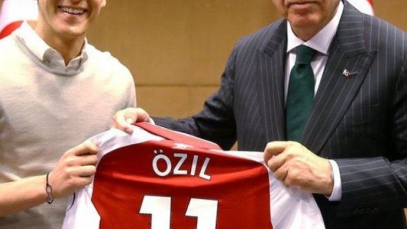 Türk medyası Mesut Özil'i yalnız bıraktı