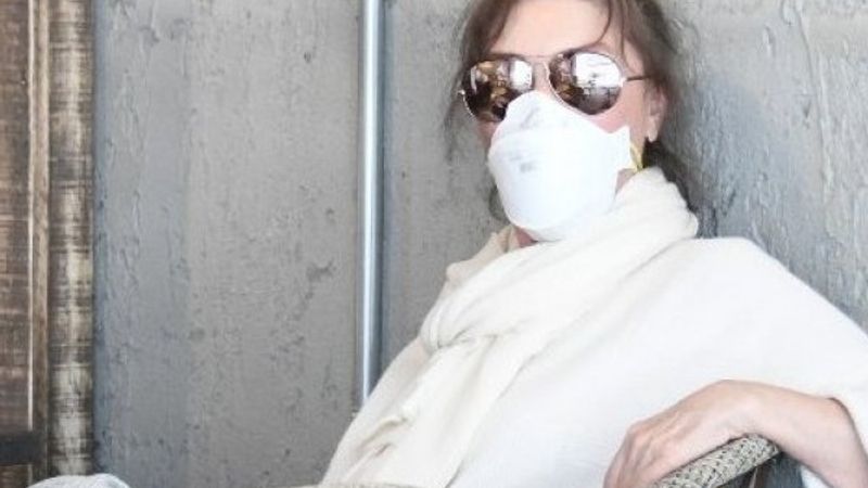 Nebahat Çehre özel izinle çıktı