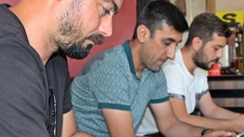 İnternet üzerinden araç alacakken dolandırıldılar