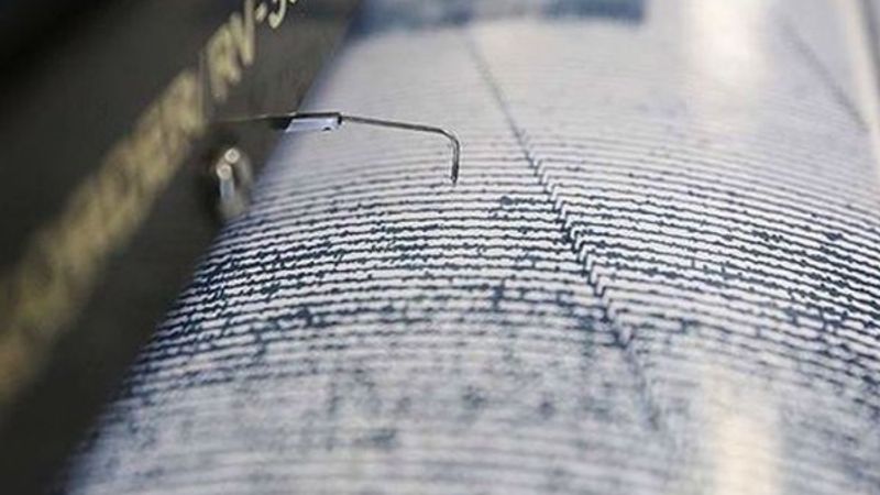 İzmir'de 3.8 büyüklüğünde deprem