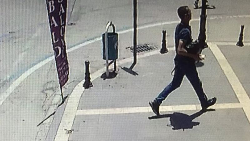 Adana'da gelin arabasını soyup kaçtılar