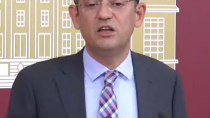 CHP, Sultanahmet'i müze yapma teklifinde geri adım attı