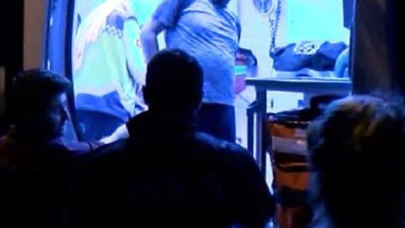 Ankara'da eşi ve kızlarınca terk edilen adam, evi yaktı