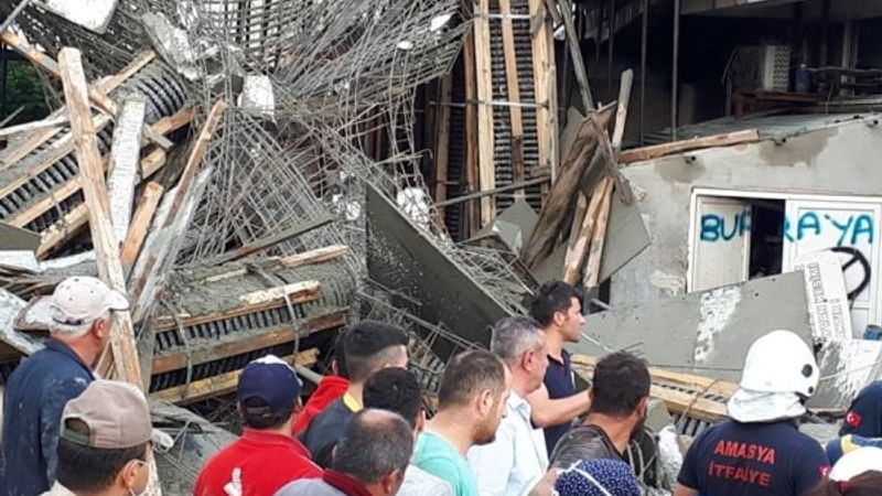 Amasya'da fabrika inşaatında göçük