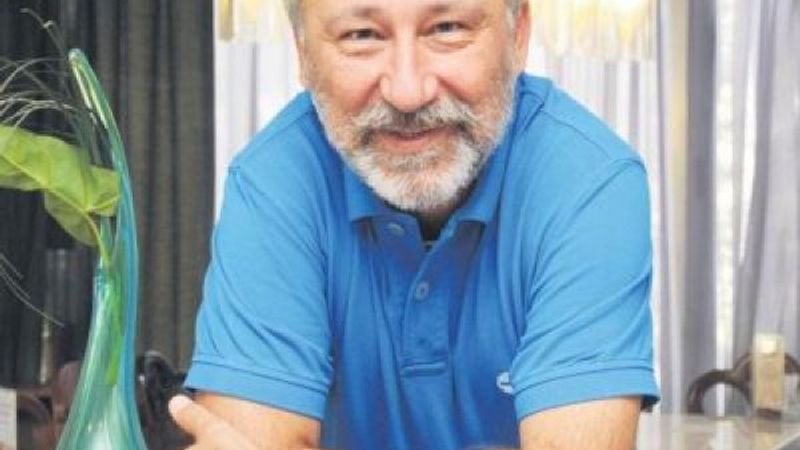 Altan Erkekli: Borç bitmedi