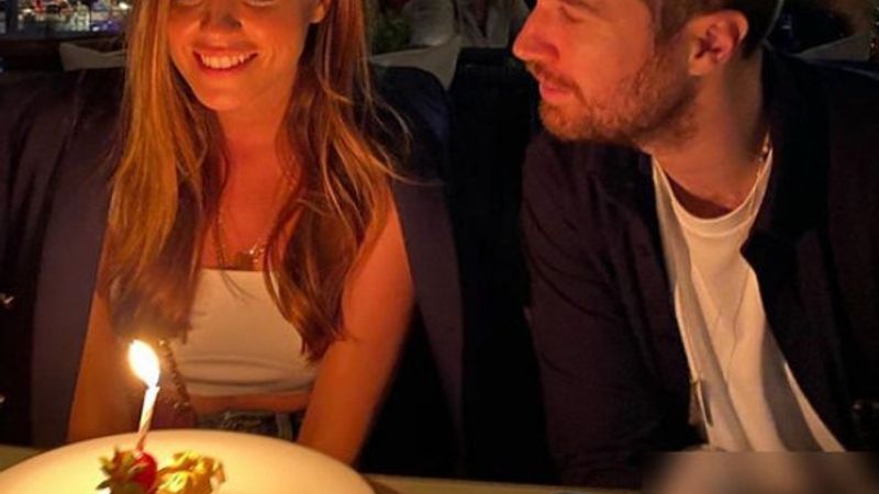 Oğulcan Engin'den Ezgi Eyüboğlu paylaşımı