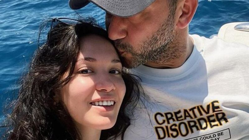 Rıza Kocaoğlu, aşkını ilan etti