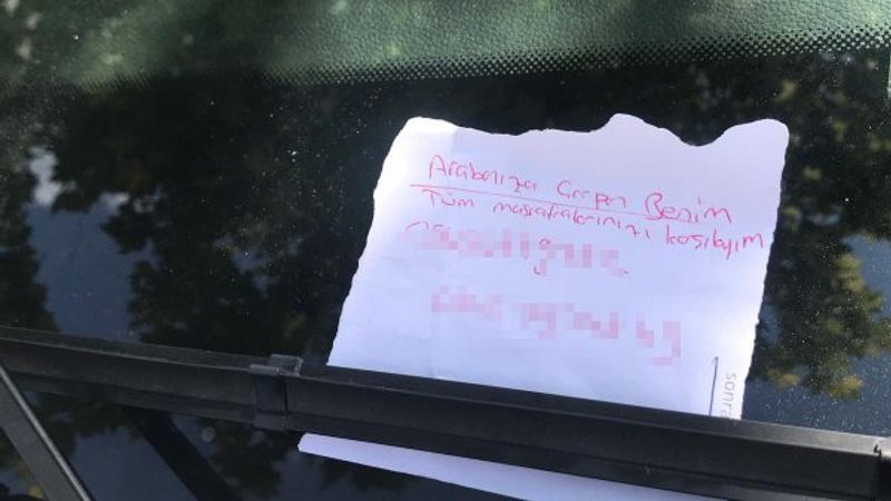 Aksaray'da çarptığı araca 'çarpan benim' notu bıraktı