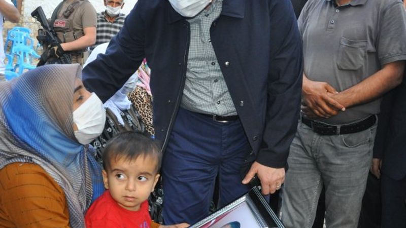 Soylu’dan şehit işçilerin ailelerine taziye ziyareti