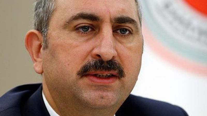 Adalet Bakanı Gül, yürüyen baro başkanlarını eleştirdi