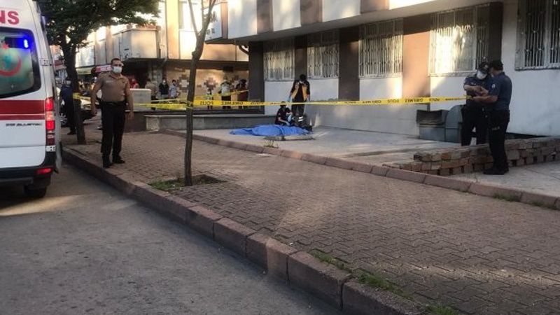 Kayseri'de cam silerken düştü, hayatını kaybetti