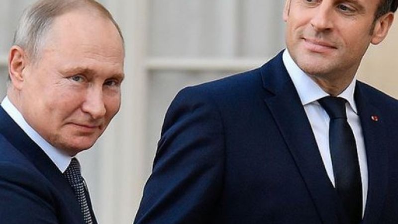 Putin, Macron ile Libya ve Suriye konusunu görüştü