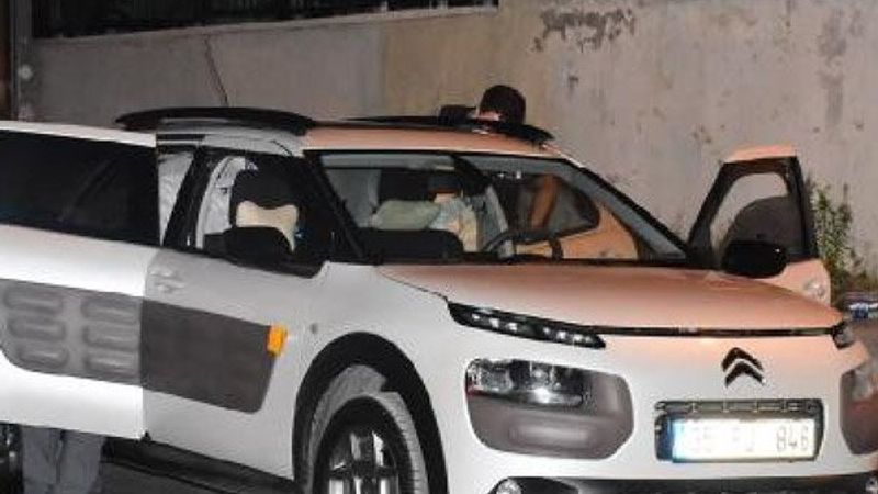 İzmir'de 31 suçtan aranan zanlı, polisi peşine taktı