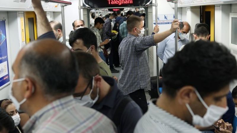 İran’da maske zorunluluğu getirildi