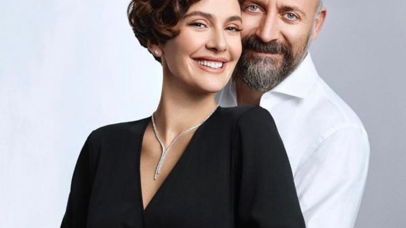 Bergüzar Korel'den Cardi B'ye gönderme