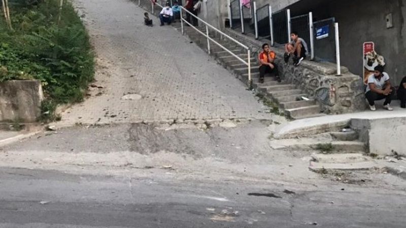 Kocaeli'de yokuş aşağı kayan çocuk öldü