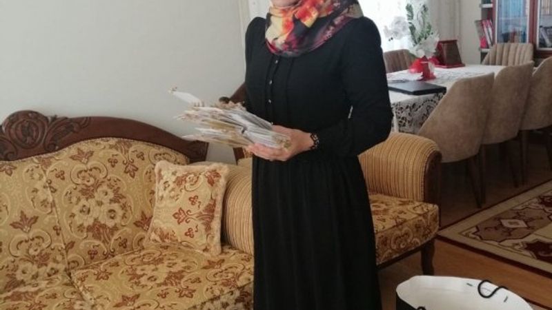 Sivas'ta derdini valiye şiirle anlattı