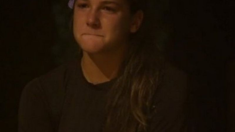 Nisa Bölükbaşı Survivor'dan gözyaşlarıyla ayrıldı