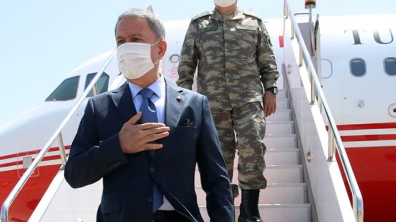 Milli Savunma Bakanı Akar, Libya'da