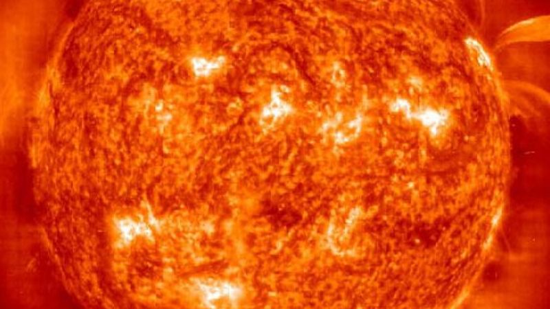 Güneş sisteminin kütle çekim merkezi hesaplandı