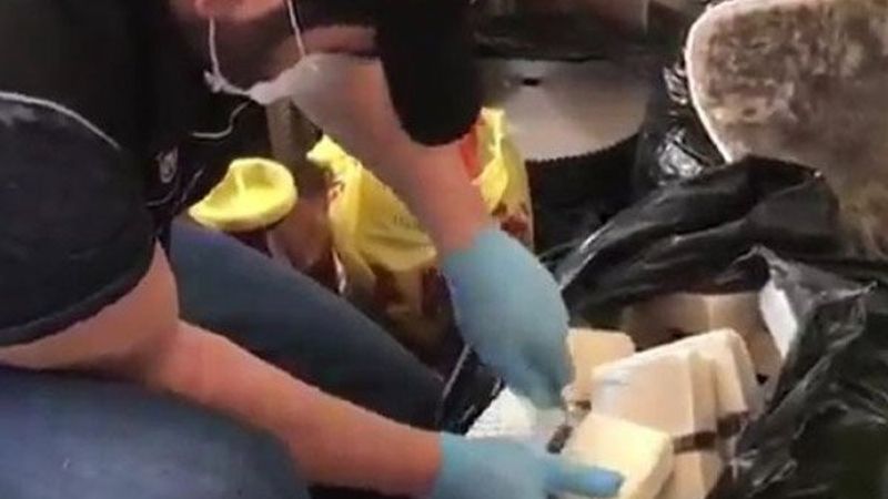 Bebe bisküvisi kutusundan uyuşturucu çıktı