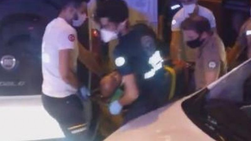 Kavga ettikleri arkadaşlarını balkondan aşağı attılar