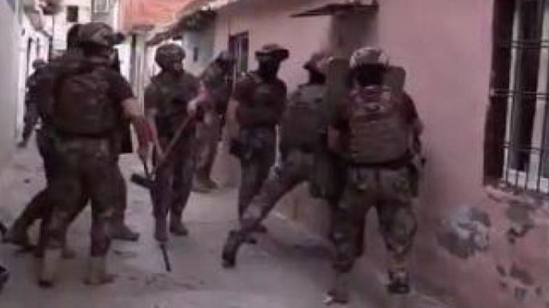 Diyarbakır'da 53 adrese esrar operasyonu: 27 tutuklama