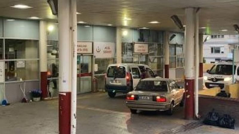 İzmir'de sokak ortasında tartıştığı kişiyi bıçakladı