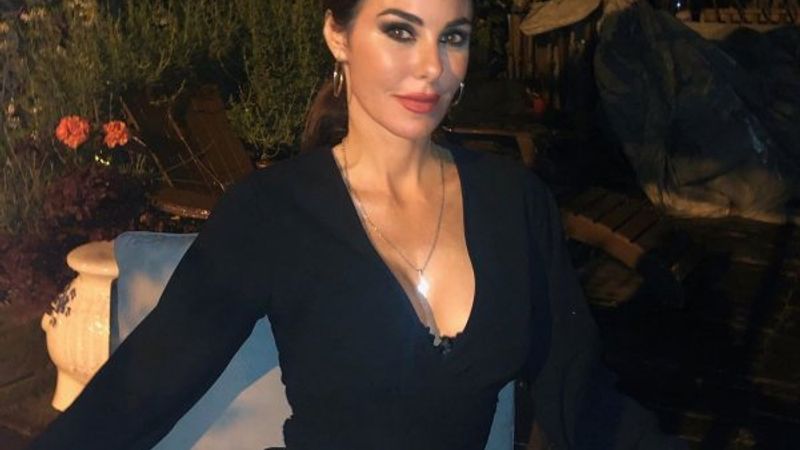 Defne Samyeli'den 48 yaş pozu