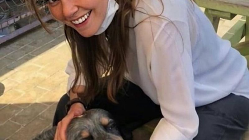 Aslı Enver, barınaktan köpek aldı