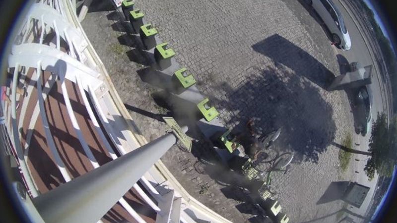 Kocaeli’de bisikletlere zarar verenler kamerada