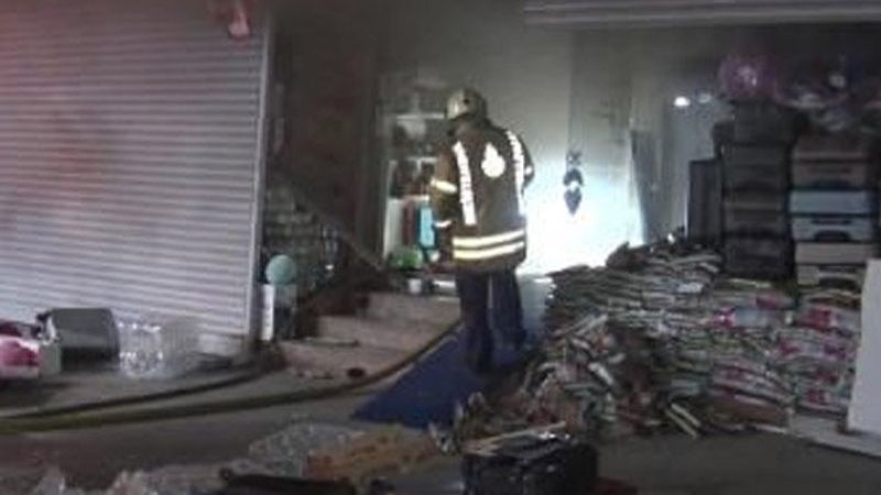 Bağcılar'da çok sayıda iş yerinde yangın