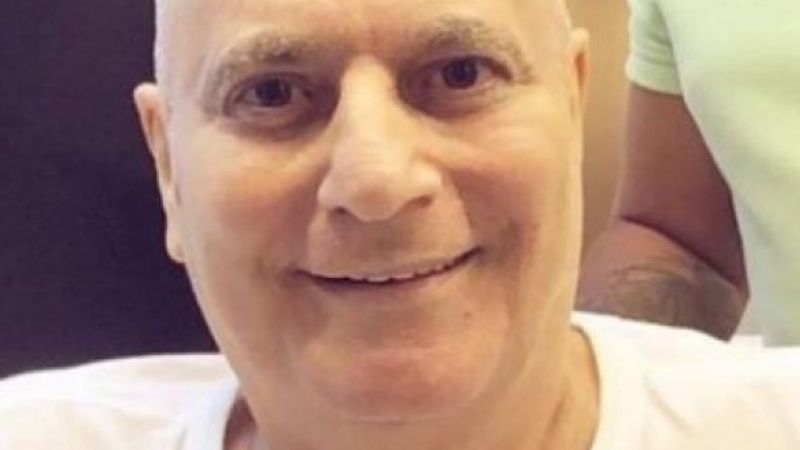 Mehmet Ali Erbil, saçlarını kestirdi