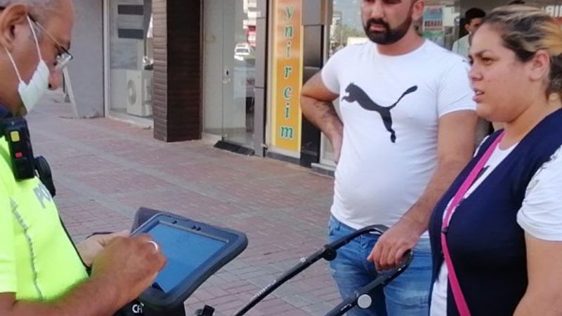 Antalya'da bebekle dilencilik yapanlara suçüstü