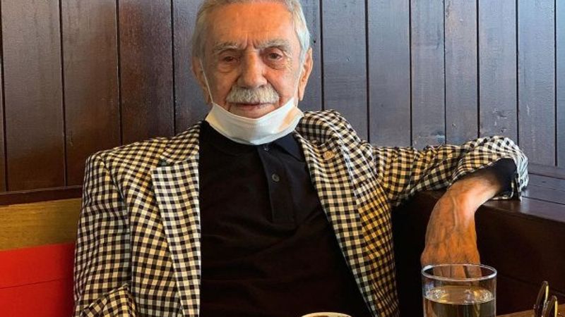 Aydemir Akbaş: Evimi satıyorum