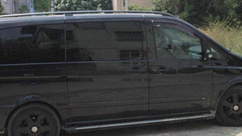 Adana'da teste götürülen kadın mahkumu kocası kaçırdı