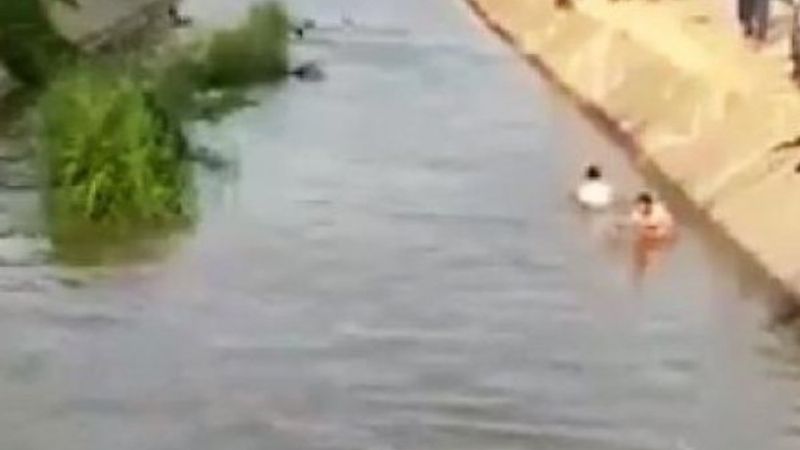 Diyarbakır'da oğlunu kurtardı, kendisi boğuldu