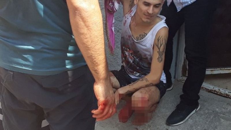 Adana'da camiden hırsızlık yapacakken yaralandı