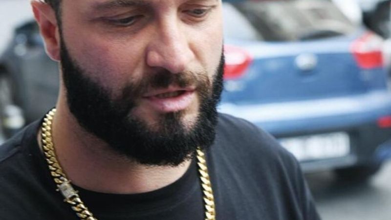 Berkay'ın 300 bin liralık kolyesi