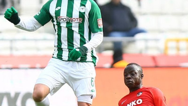 Jönsson: Beşiktaş'ta oynamak R.Madrid'e gitmek gibi