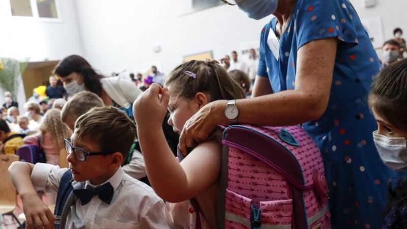 Almanya'da okullar açılmaya başladı