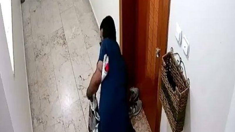 Ayakkabılarını kapı önünde bıraktılar, hırsız dadandı