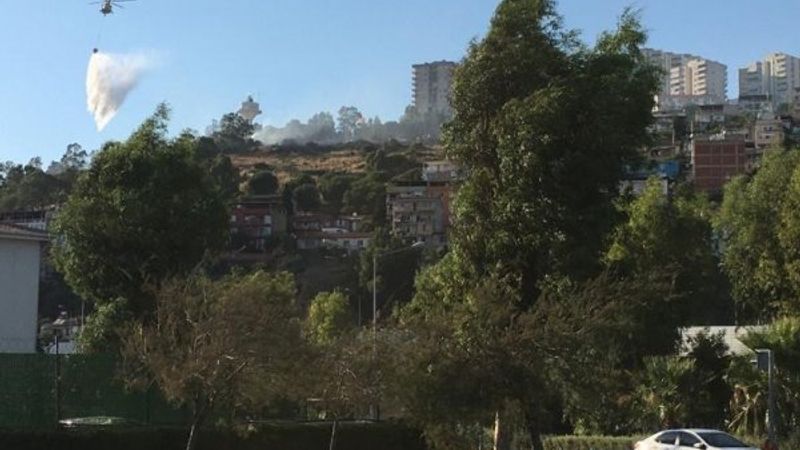 İzmir'de helikopter yangın söndürürken mangal yaktılar