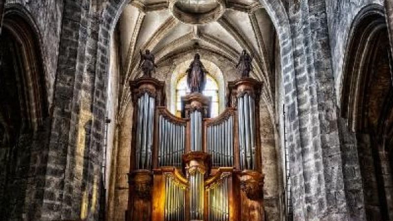 Notre Dame Katedrali’nin devasa orgu 4 yılda temizlenecek